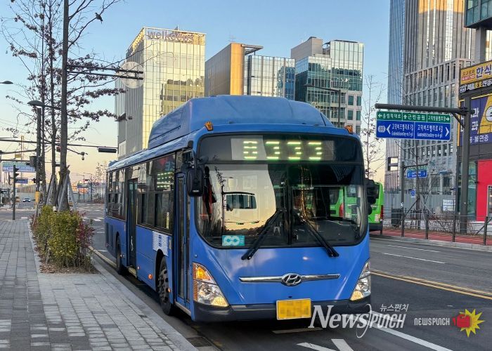 8일 운행을 개시한 8333번 버스