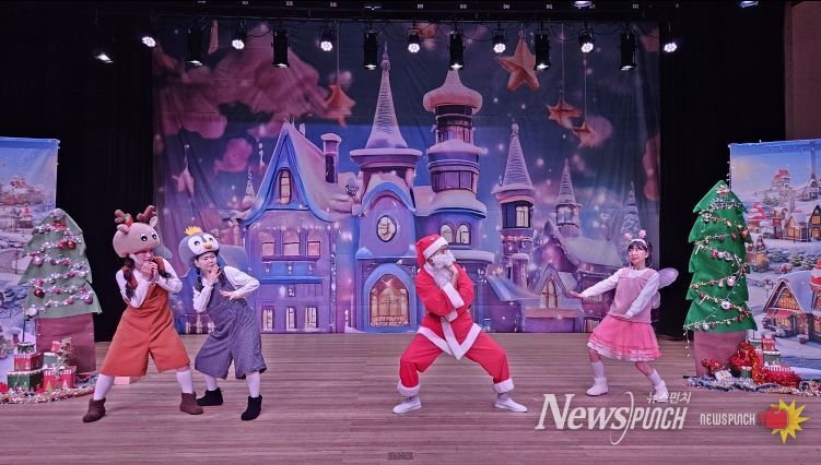 정선군가족센터, 가족과 함께 만드는 따뜻한 겨울 크리스마스 체험&뮤지컬 공연 행사 개최