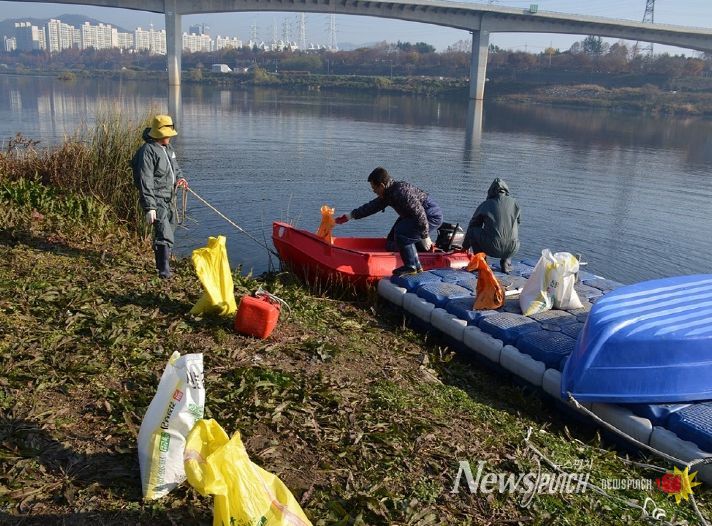 낙동강·금호강 일대에서 철새 건강한 겨울나기 지원