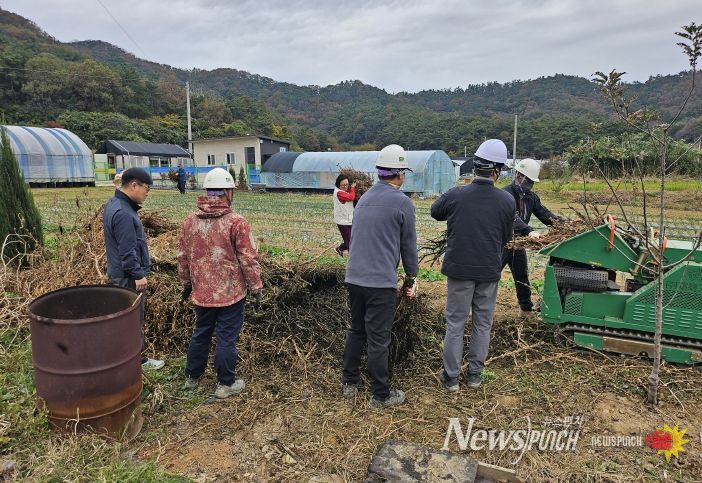 함평군 농업기술센터 전경, 영농부산물 처리 현장