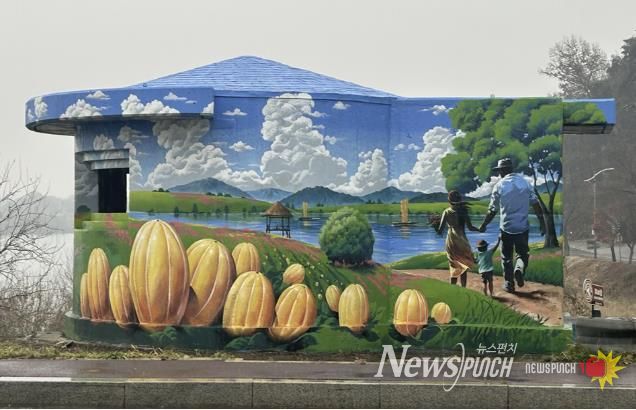 작업 후 (금사면 폐초소)작품명 : 이포삼경(三景) - 다이나믹 벙커