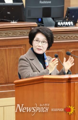 창원시의회 이종화 의원 “창원시 과도한 위탁...복지재단 본래 목적 상실”