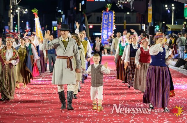 강릉단오제- 국외초청단