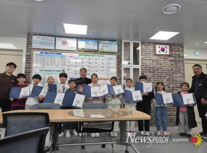 봉화교육지원청 봉화초 ‘솔솔해맑은중창단’ 경북학생동요부르기대회 독창 금상 등 다관왕 쾌거