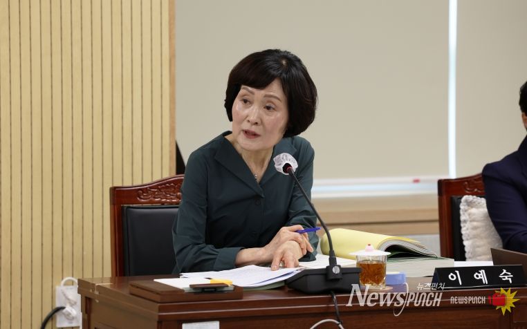 이예숙 의원(발언사진)