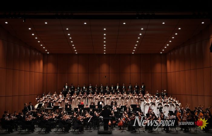 당진문화재단·당진시충남합창단이 함께하는 '2025 송년음악회' 성료
