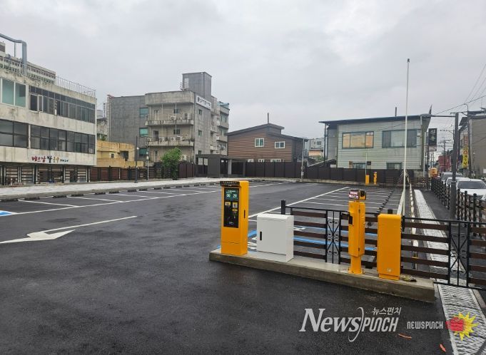 증평군, 신동리 주거주차장 준공.