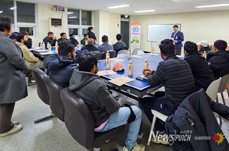 외국인 주민을 위한 찾아가는 세금교실 현장 사진