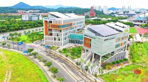 안산시 단원구청 전경.