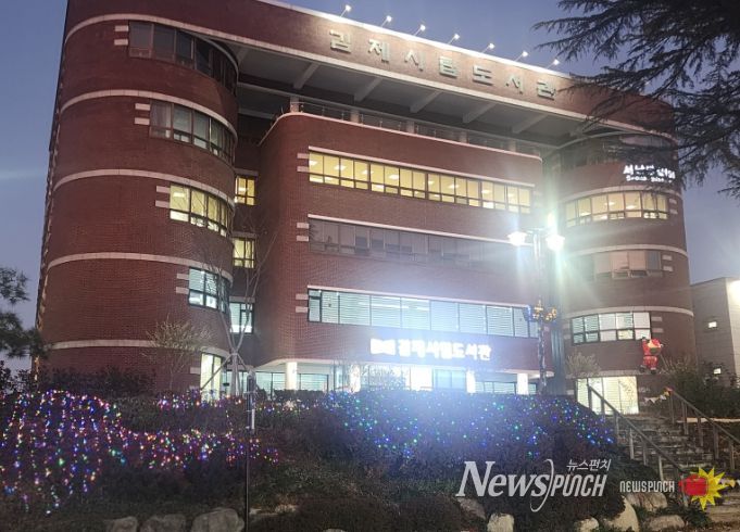 시민 휴식처 넘어 ‘성탄 분위기 가득한 문화 공간’ 변신