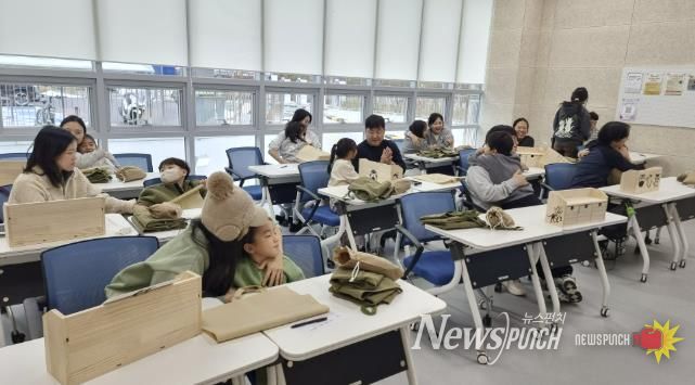 하남문화재단, 크리스마스 특집 생활문화아카데미 ‘생긋’ 성황리 종료! 사전 예약 3일 만에 마감