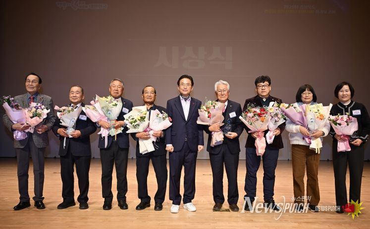 경북도, 2025년 경로당 행복선생님 지원사업 성과보고회