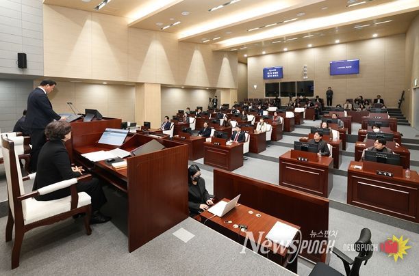 19일 열린 동작구의회 제344회 제2차 정례회 제3차 본회의 모습