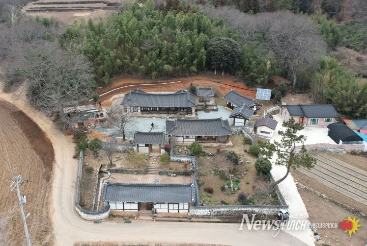 1. 보성군, 「보성 봉강리 영광정씨 고택」 국가민속문화유산 지정 _보성 봉강리 영광정씨 고택 전경