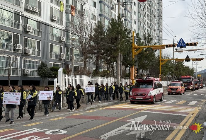 목포소방서 소방차 길 터주기 훈련, 화재예방 캠페인 실시