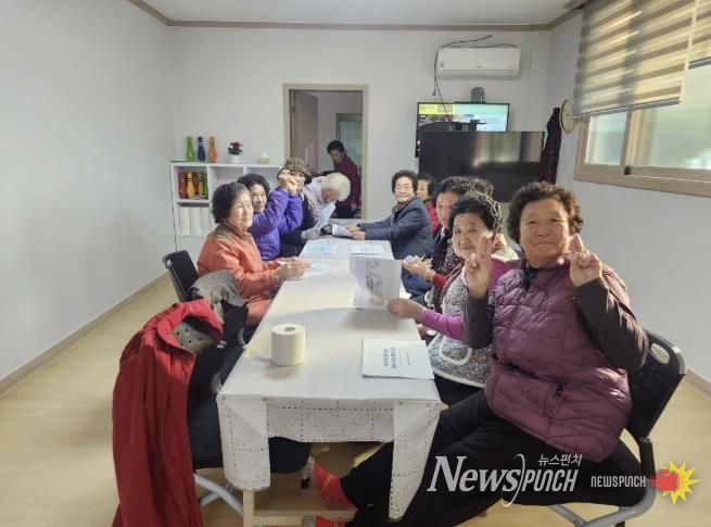 보은군 장안면 봉비리 경로당, 카페형 돌봄도서관으로 새출발