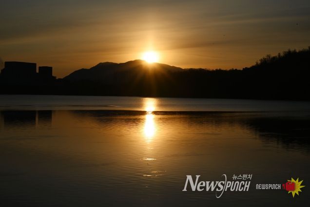 2026년(병오년) 구리한강시민공원의 첫 일출