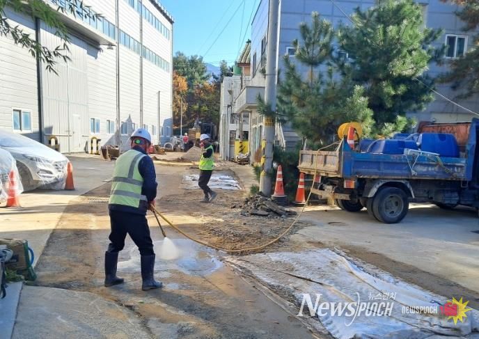 미세먼지 저감을 위한 공사장 살수작업