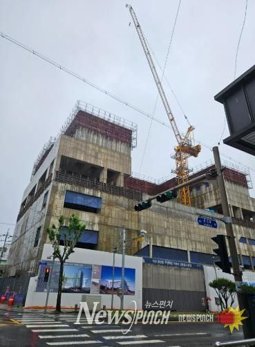 익산시, 중앙동 타워크레인 철거된다