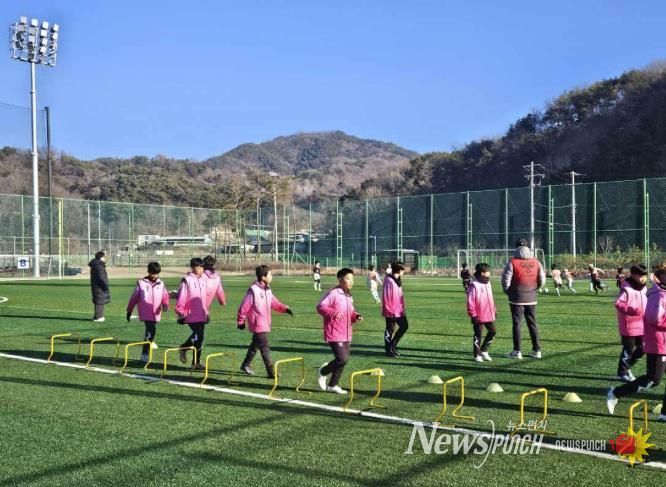 거창군, 2026 거창한거창 초등부 축구 동계 스토브리그 성황리 마무리