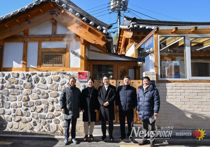 ‘미리내집 연계형 공공한옥’ 현장 방문