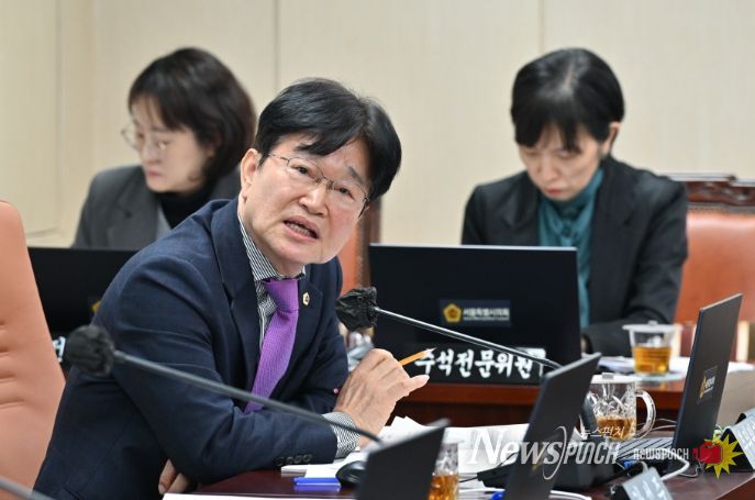 서울시의회 김용일 의원