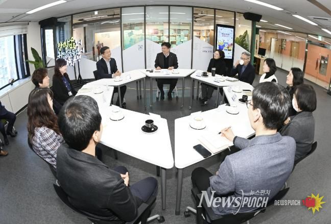 부천시는 지난 21일 부천문화재단과 소통 간담회를 진행했다.