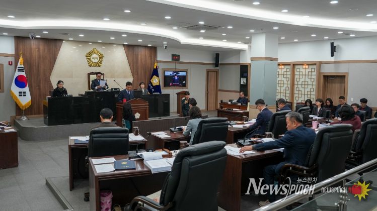 괴산군의회, 2026년 새해 첫 임시회 폐회