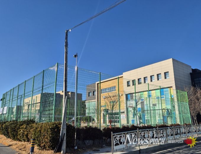 금산군청소년미래센터 농구장