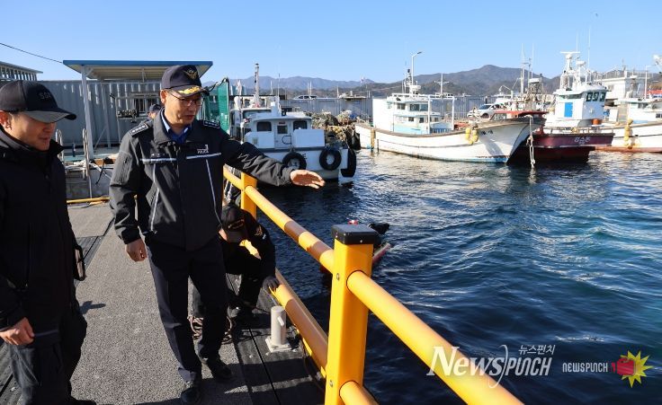 울진해경, 파출소·구조대 합동훈련 실시…설 연휴 해양사고 대비 총력
