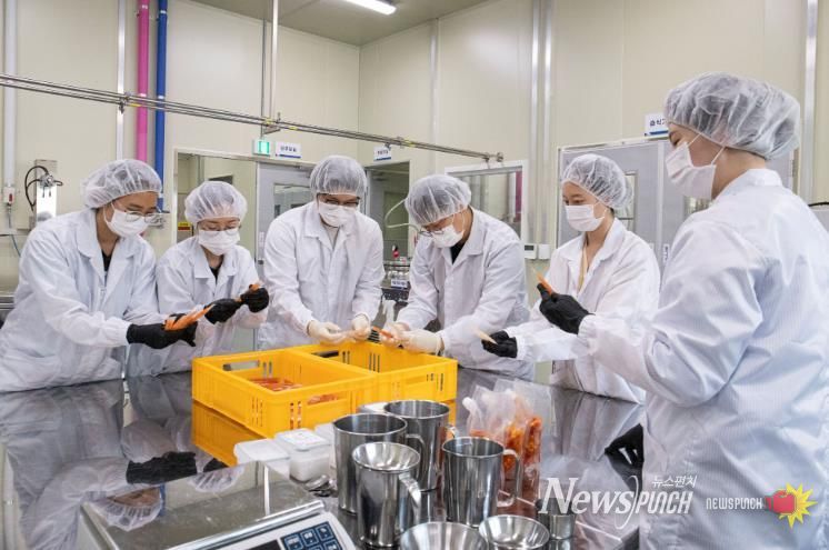 보성군, 농산물종합가공센터 식품 제조형 공유 주방 설명회 개최_2025년 농산물가공 상품개발 사진(스틱젤리)