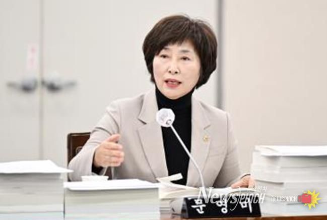 부산시의회 문영미 의원, 돌봄통합지원법 시행 코 앞 … 부산시 역할 분명히 해야