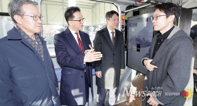 자율주행버스 시범사업 실증개식 행사