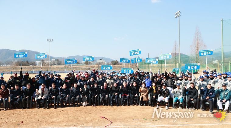 의령군, 전국중학교 야구대회 개막...동계 비수기 지역경제 효자 노릇 톡톡