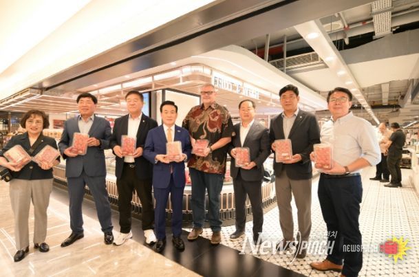 푸드홀 유통매장 방문