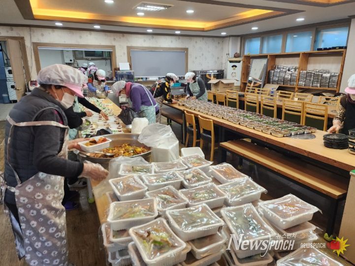통합돌봄과 연계한 지역맞춤형 식사지원
