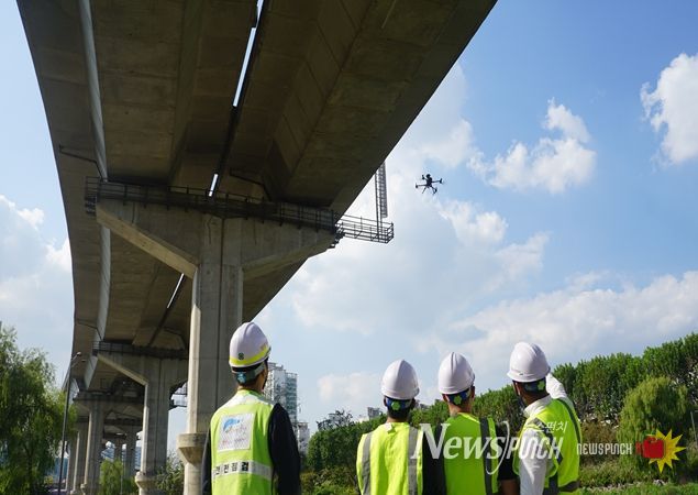 교량 드론 점검