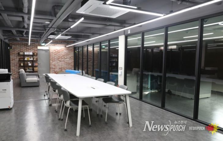 익산시, 창업보육실 운영