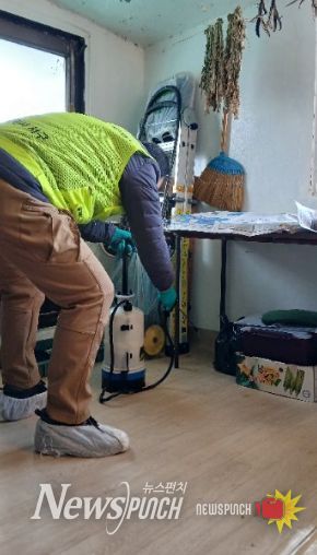 인천 서구, 취약계층 ‘찾아가는 방문방역사업’ 연중 운영... 집으로 찾아가는 방역 서비스