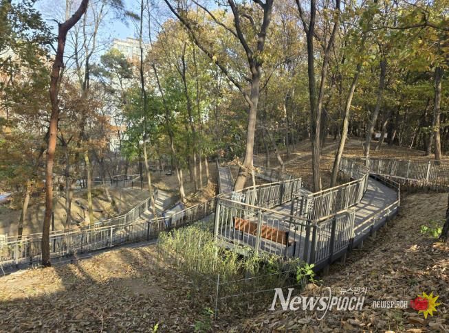 성화근린공원 무장애 준공사진