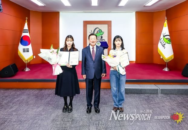 함안군, ‘3월 친절공무원’ 선정