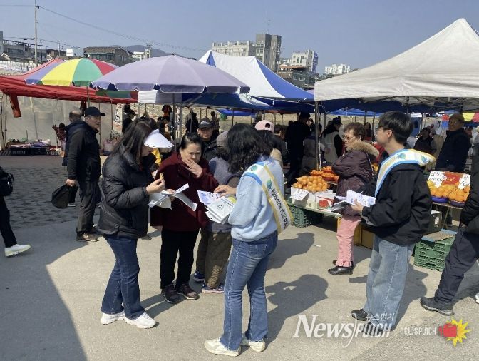 포천시, 신읍오일장에서 ‘찾아가는 도로명주소 홍보’ 실시