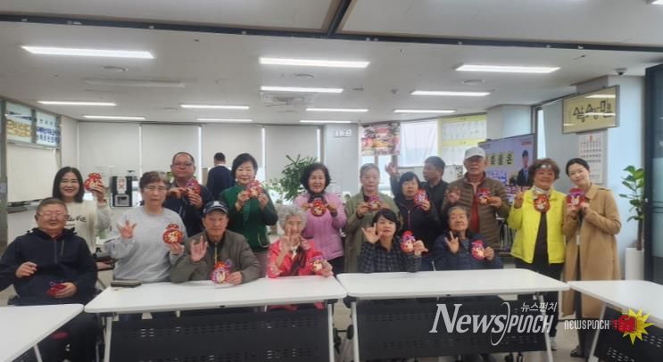 천안박물관이 한국농아인협회 천안시지부에서 찾아가는 박물관 프로그램을 운영하고 있다.