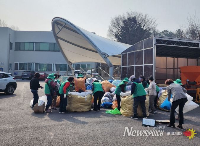 안성시, 사랑을 나누는 헌옷 수거 행사
