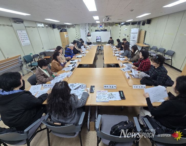 동지역사회보장협의체 위원 대상 ‘찾아가는 통합돌봄 지원사업 교육’ 현장 모습