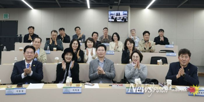 이상일 용인특례시장이 3월 31일 저녁 강남대학교 글로벌리더 최고경영자과정 수강생을 대상으로 특강을 진행했다.