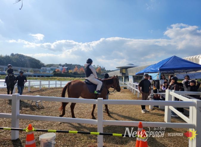 순천만국가정원에서 승마체험