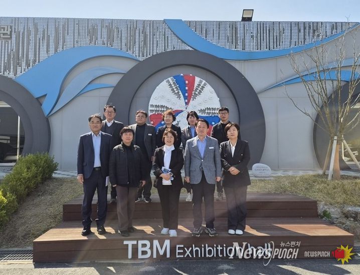 파주시 부시장, 수도권 제2순환 고속도로 한강하저터널 방문