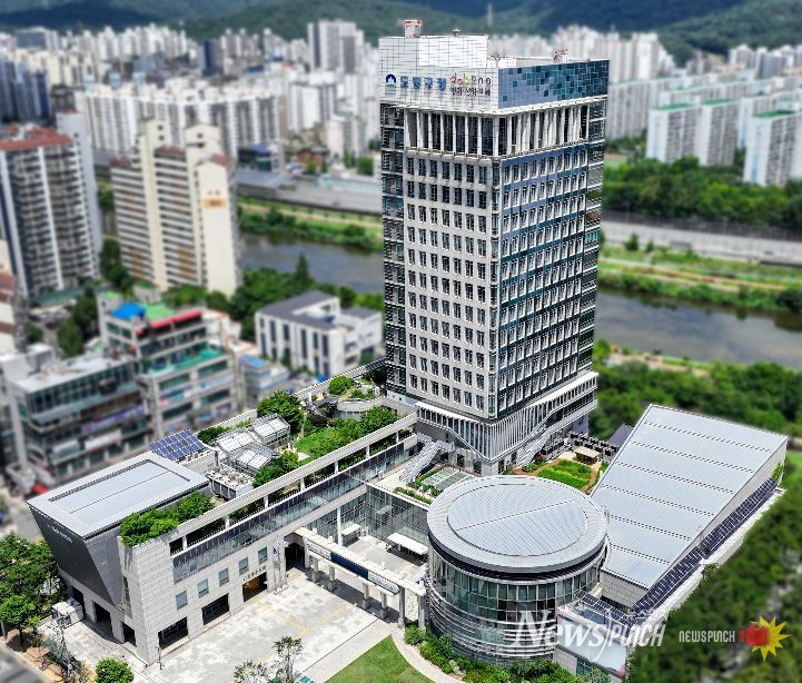 도봉구청사 외경