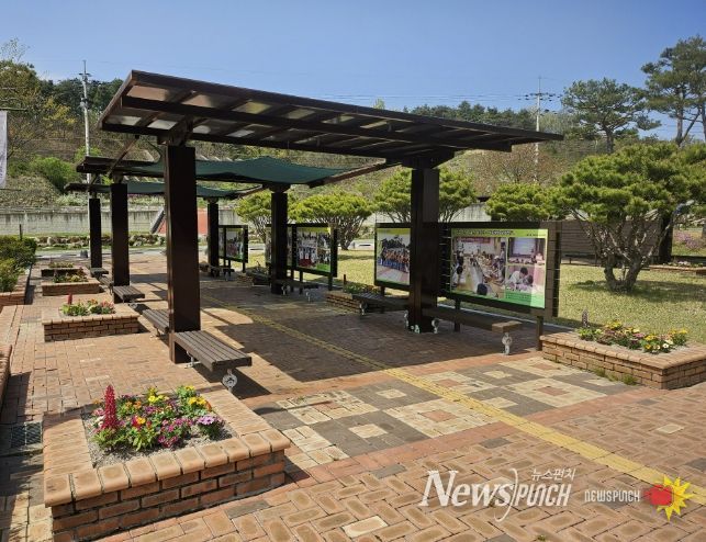 상주박물관, 봄꽃 식재로 화사한 관람 환경 조성